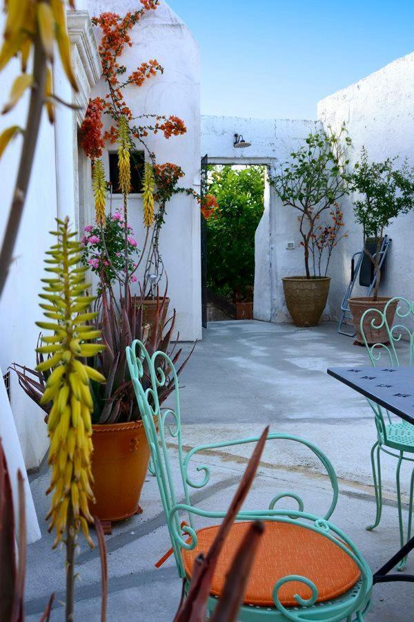 Il Giardino Bed & Breakfast Grottaglie Bagian luar foto