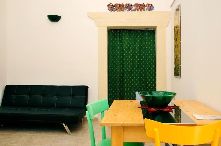 Il Giardino Bed & Breakfast Grottaglie Bagian luar foto