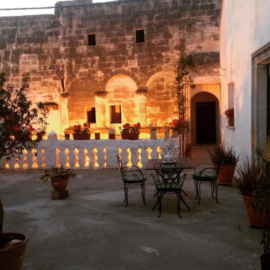 Il Giardino Bed & Breakfast Grottaglie Bagian luar foto
